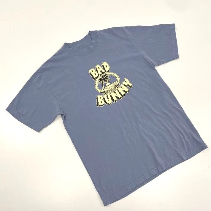 Bad Bunny Men's Blue World's Hottest Tour 2022 Un Verano Sin Ti T-Shirt Size M